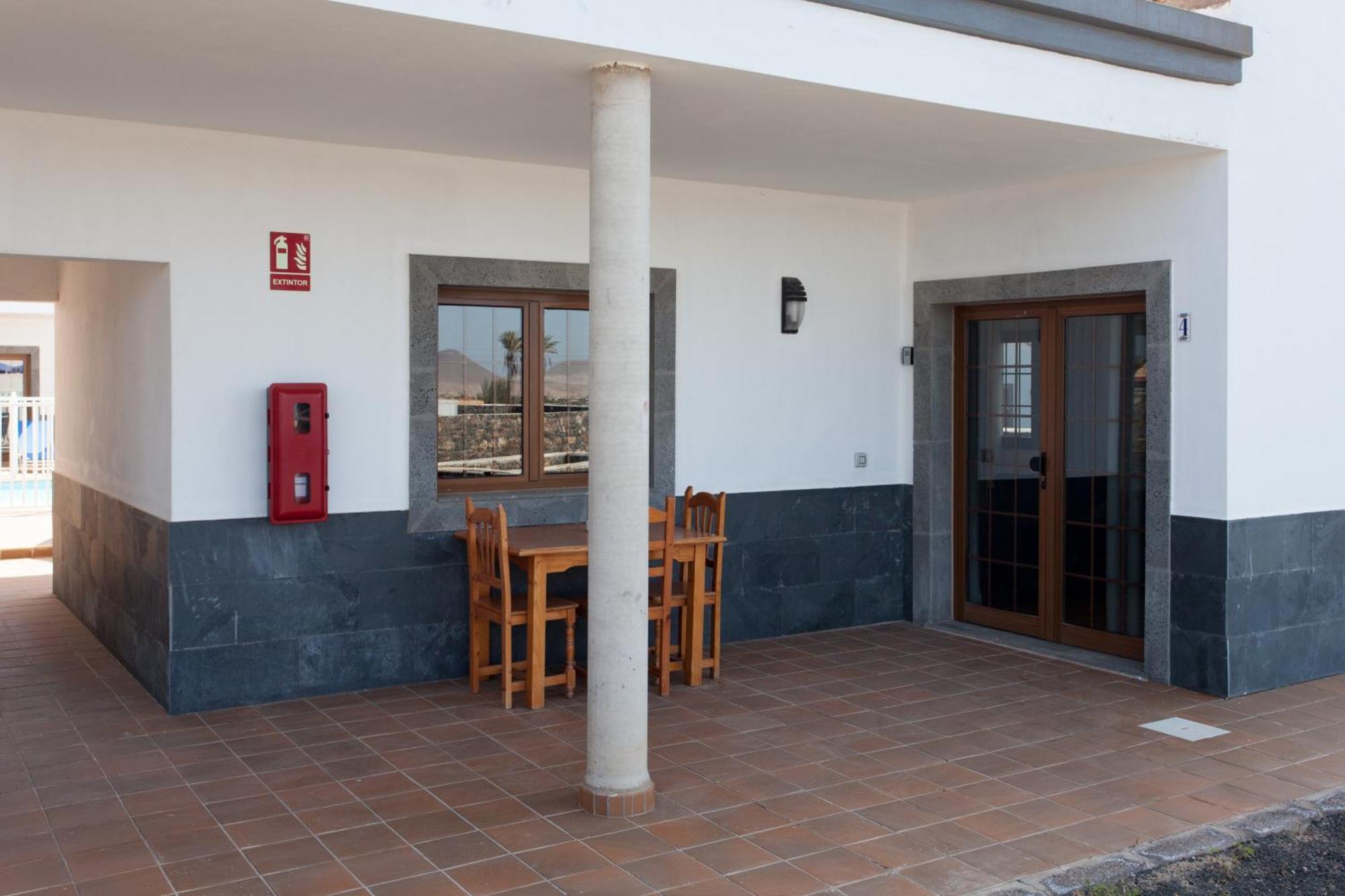 Villas & Apartamentos Tao Mazo Lajares Exterior photo