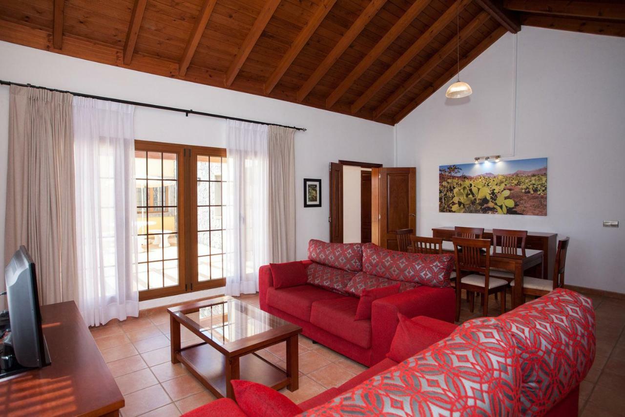 Villas & Apartamentos Tao Mazo Lajares Exterior photo